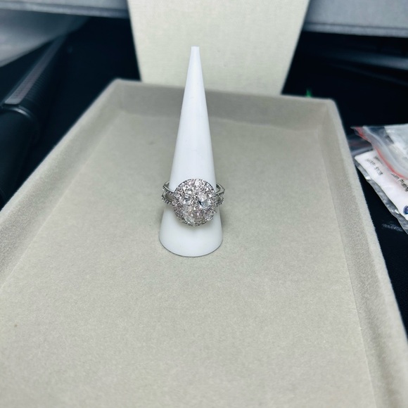 Bomb Part diamond cubic zirconia ring on Rodium plating size 9 New - Picture 7 of 10